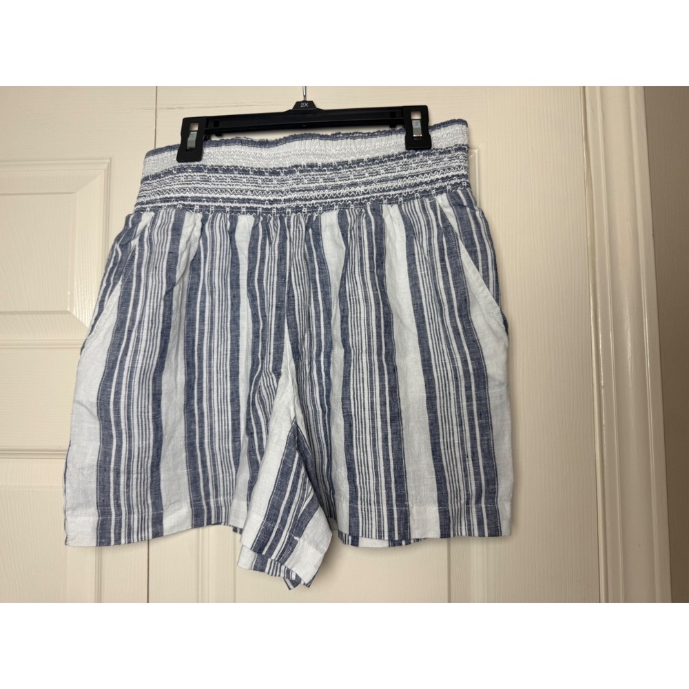 Crown & Ivy Womens Blue White Striped Smocked Linen Blend Shorts NWT Size M
